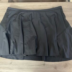 Athleta Match Point skort large black